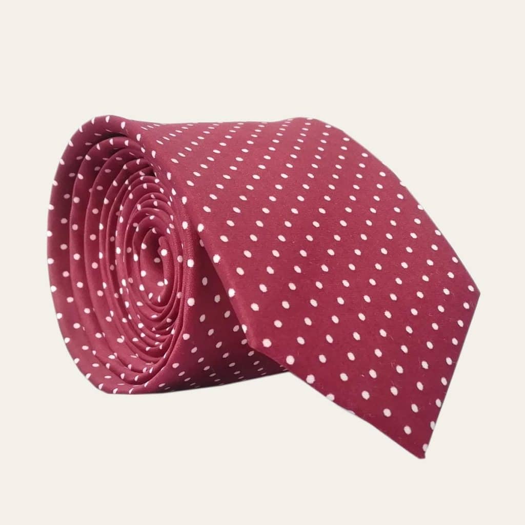 Hedvábná kravata vínová s puntíky